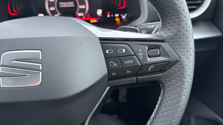 SEAT Arona 1.5 TSI 150 FR First Edition 5dr DSG Petrol Hatchback